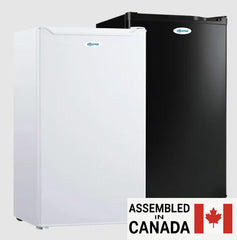 Solstice Model 126 4.4 Cu. Ft. 12V DC Solar Refrigerator Assembled in Canada